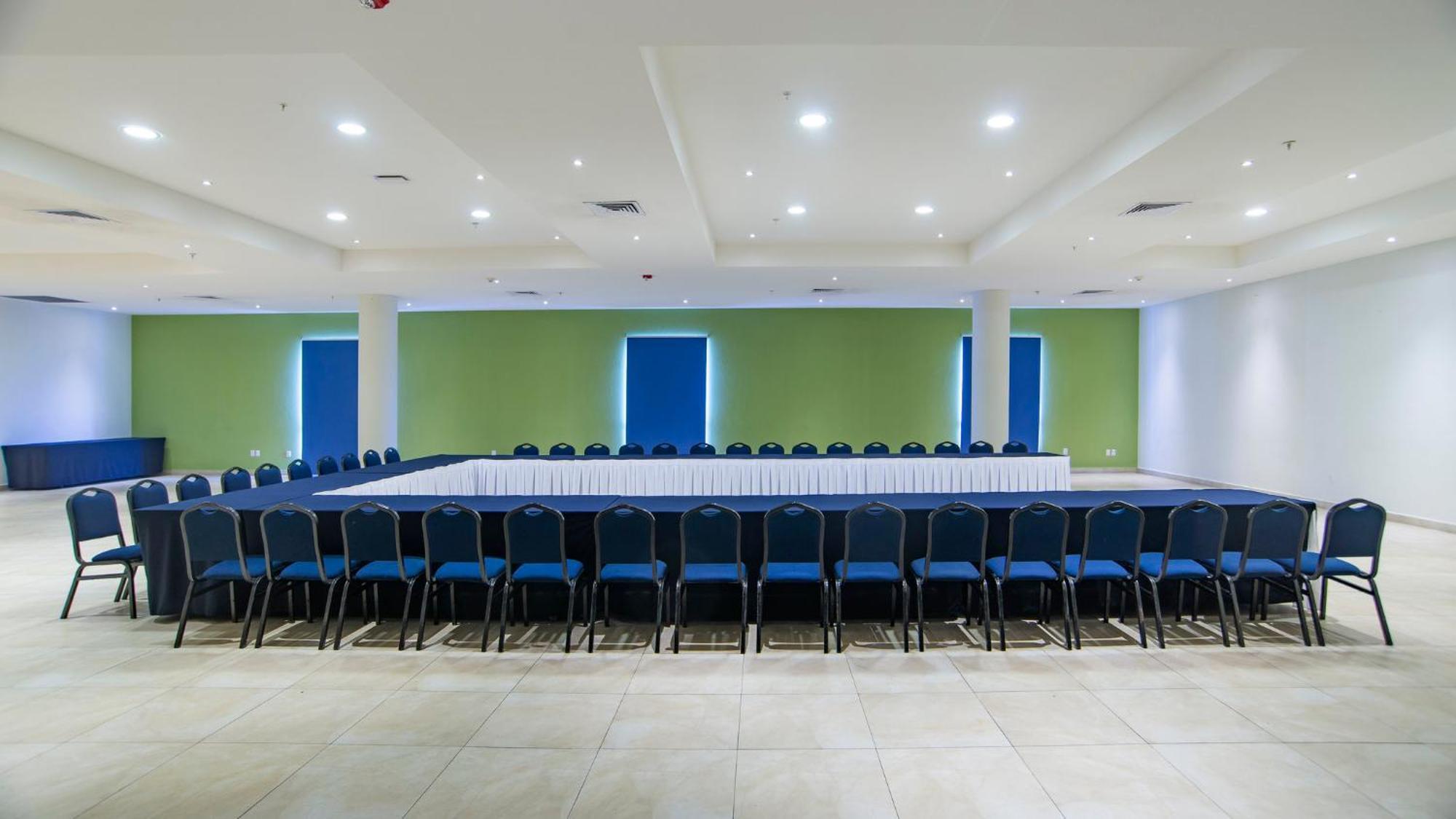 Holiday Inn Express Xalapa By Ihg Екстер'єр фото
